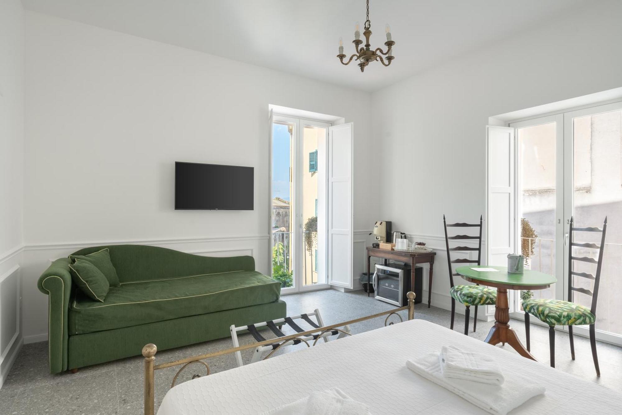Palazzo Desiderio Apartment Castellammare di Stabia Exterior photo