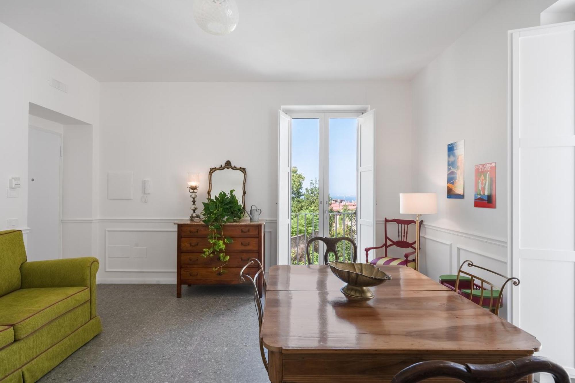 Palazzo Desiderio Apartment Castellammare di Stabia Exterior photo
